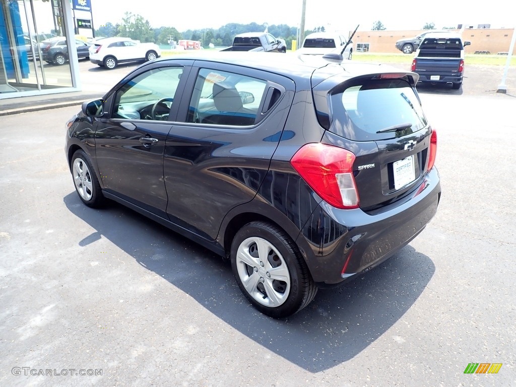 2019 Spark LS - Mosaic Black / Jet Black photo #5