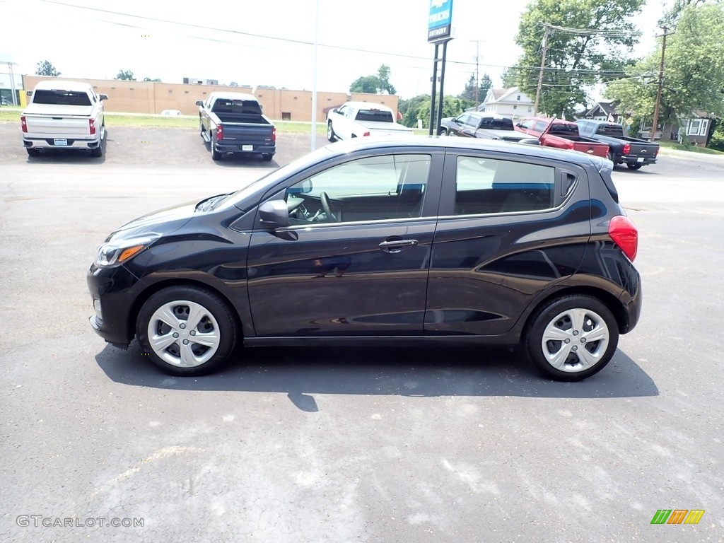 2019 Spark LS - Mosaic Black / Jet Black photo #6