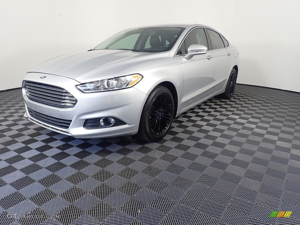 2016 Fusion SE AWD - Ingot Silver Metallic / Charcoal Black photo #6