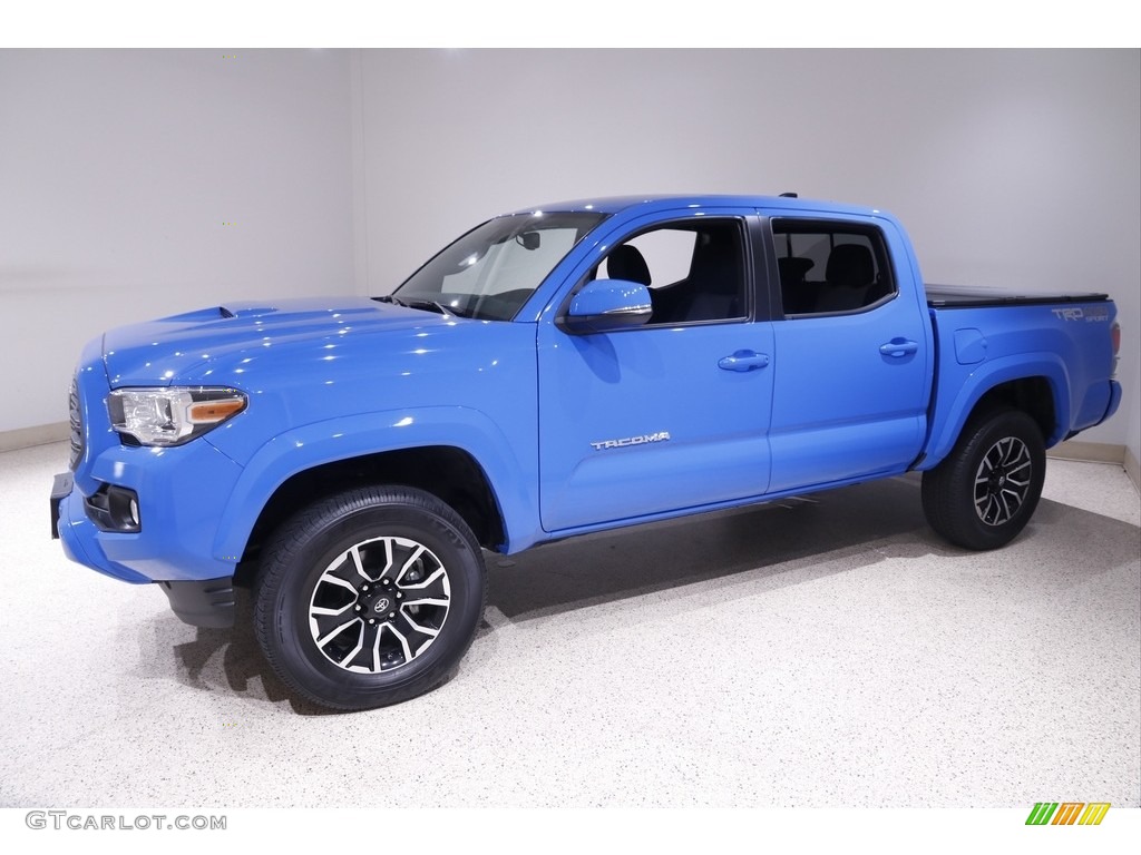 2020 Tacoma TRD Sport Double Cab 4x4 - Voodoo Blue / TRD Cement/Black photo #3