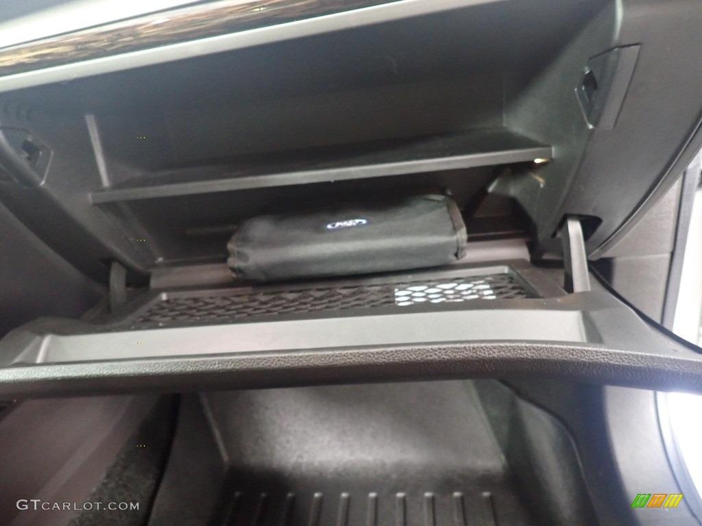 2016 Fusion SE AWD - Ingot Silver Metallic / Charcoal Black photo #40