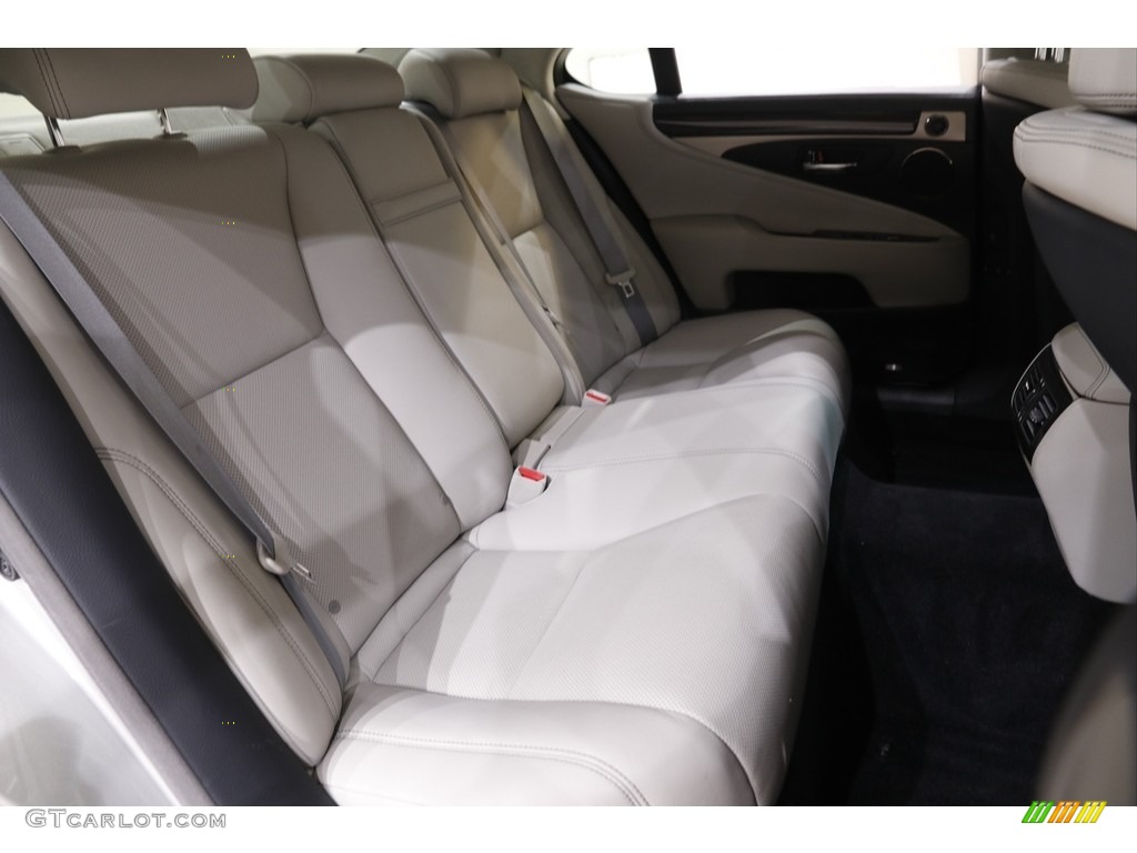 2015 Lexus LS 460 AWD Rear Seat Photo #142395426