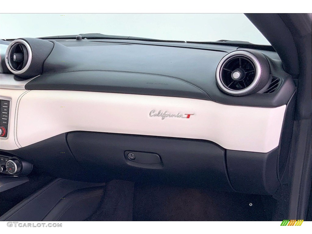 2017 Ferrari California T Crema Dashboard Photo #142396218