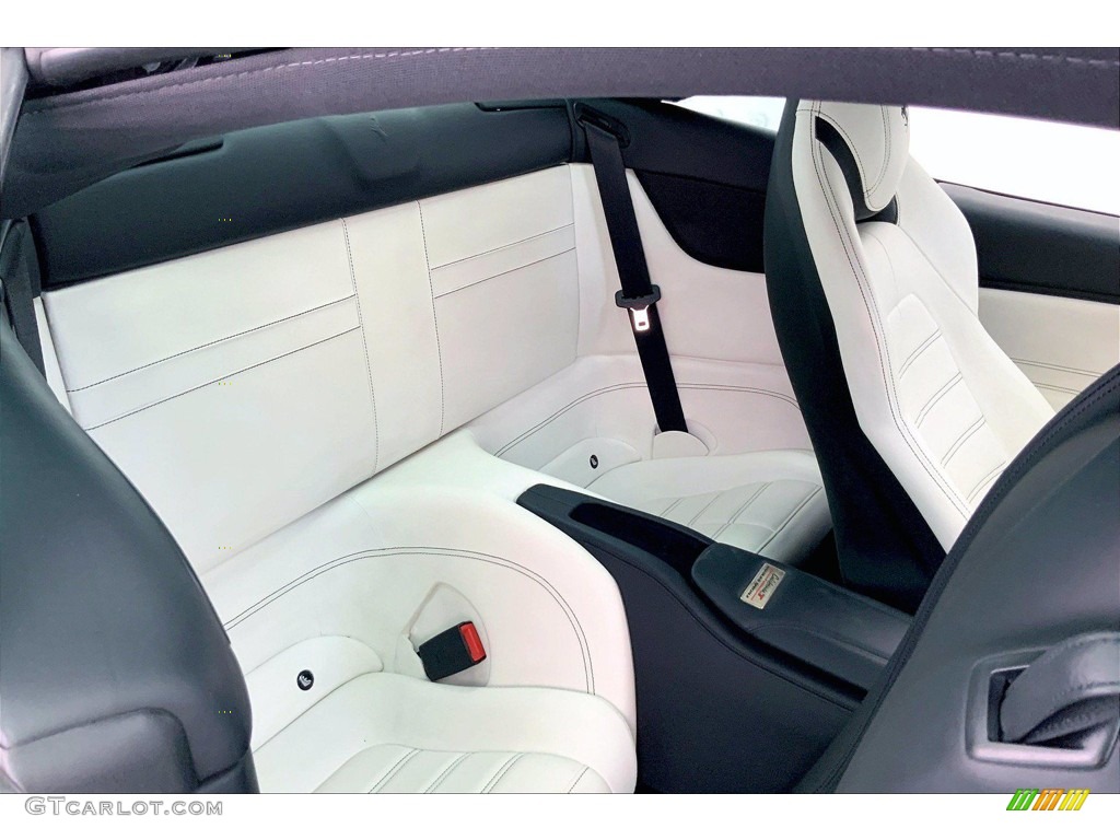 2017 Ferrari California T Rear Seat Photo #142396302