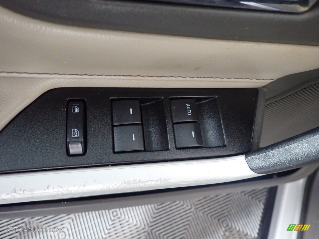 2013 Edge SE AWD - Ingot Silver Metallic / Charcoal Black photo #21