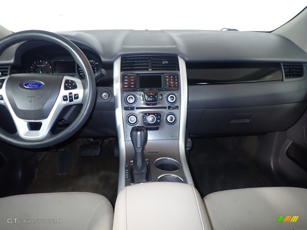 2013 Edge SE AWD - Ingot Silver Metallic / Charcoal Black photo #25