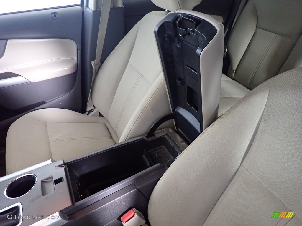 2013 Edge SE AWD - Ingot Silver Metallic / Charcoal Black photo #32