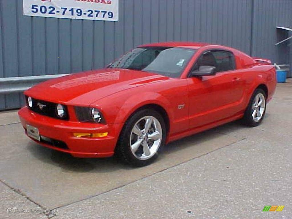2006 Mustang GT Premium Coupe - Torch Red / Black photo #2