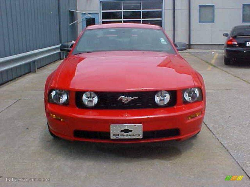 2006 Mustang GT Premium Coupe - Torch Red / Black photo #3