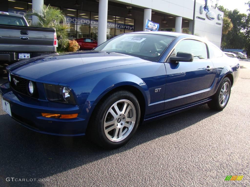 2006 Mustang GT Premium Coupe - Vista Blue Metallic / Light Graphite photo #2