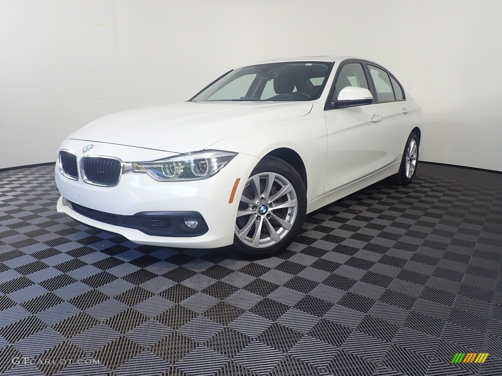 2018 3 Series 320i xDrive Sedan - Alpine White / Black photo #1