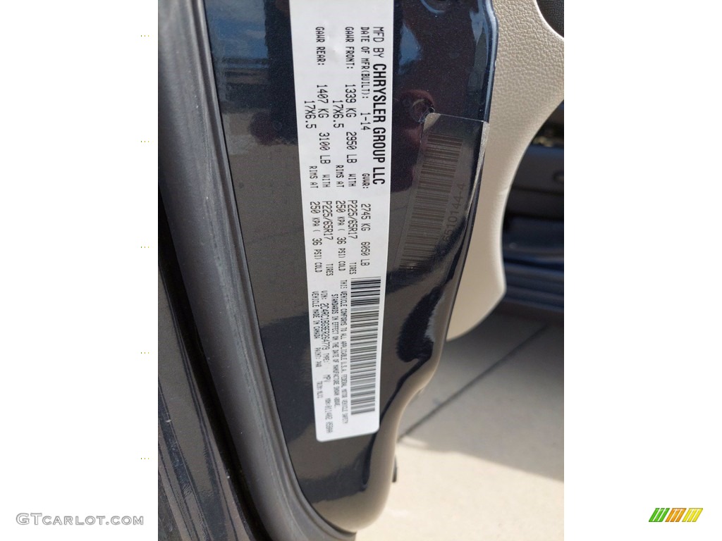 2014 Town & Country Touring - Maximum Steel Metallic / Black/Light Graystone photo #28