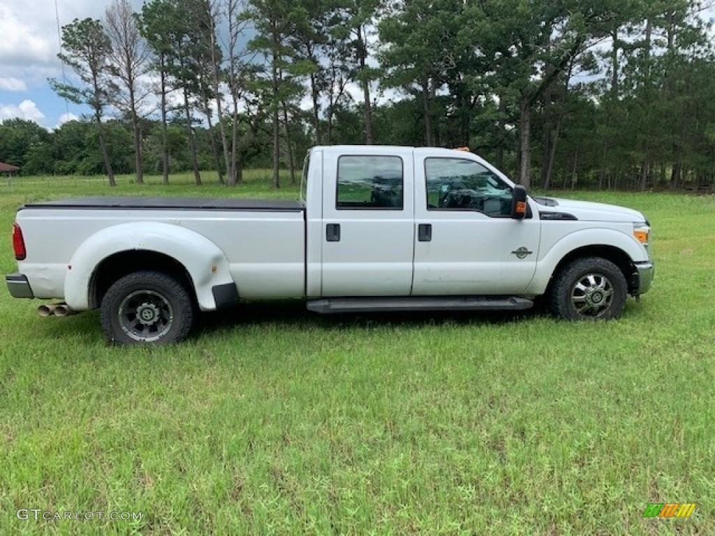 2014 F350 Super Duty XL Crew Cab Dually - Oxford White / Steel photo #28