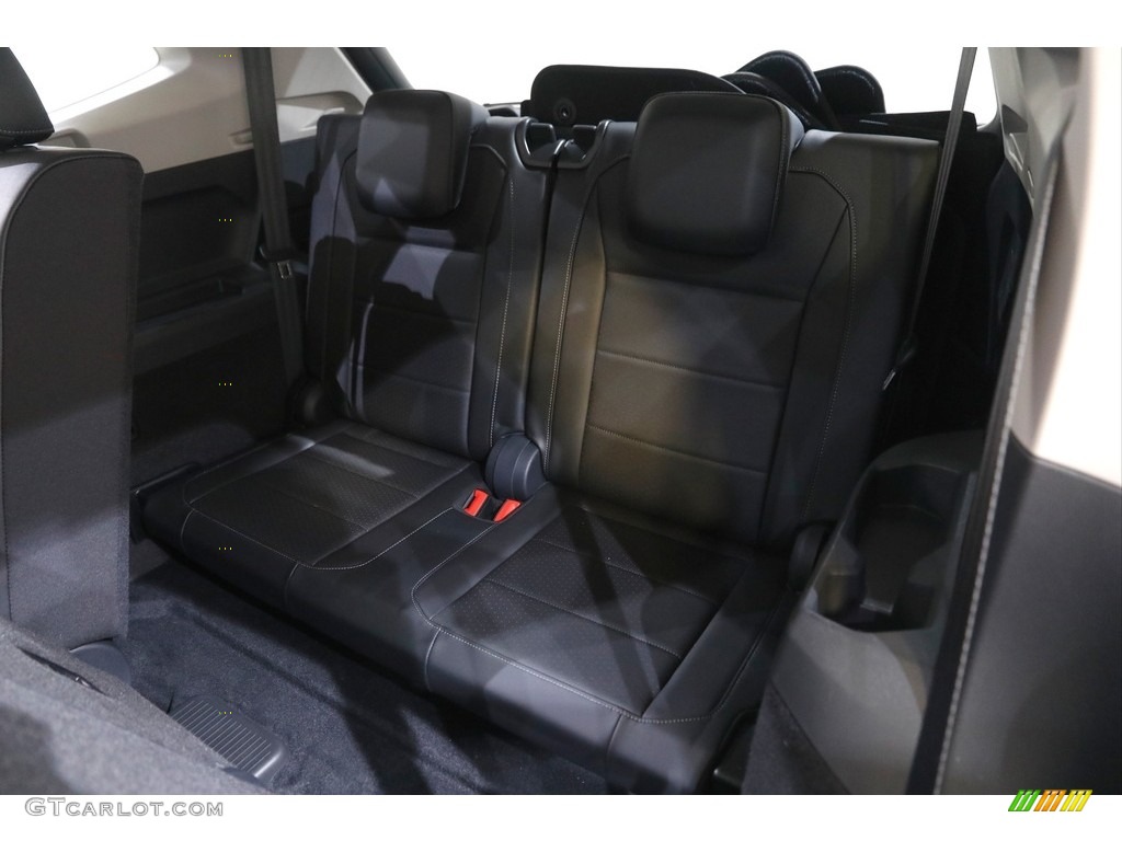 2018 Tiguan SEL 4MOTION - Dark Moss Green Metallic / Titan Black photo #16