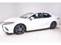 Super White - Camry SE Photo No. 3