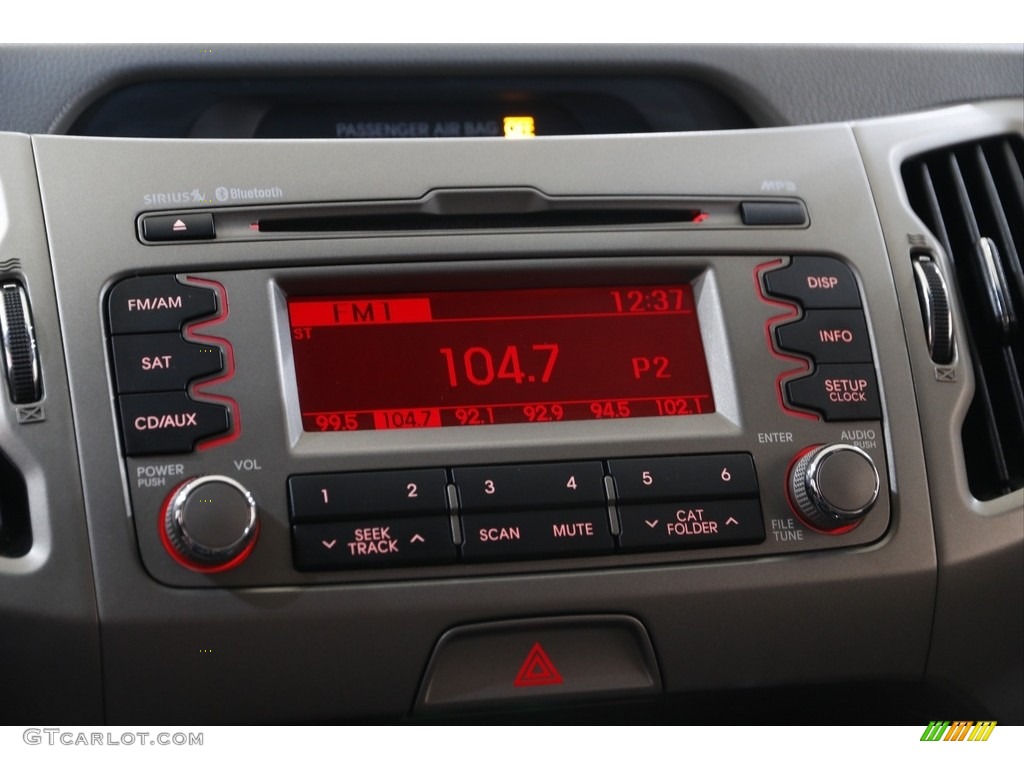2011 Sportage LX AWD - Signal Red / Alpine Gray photo #10