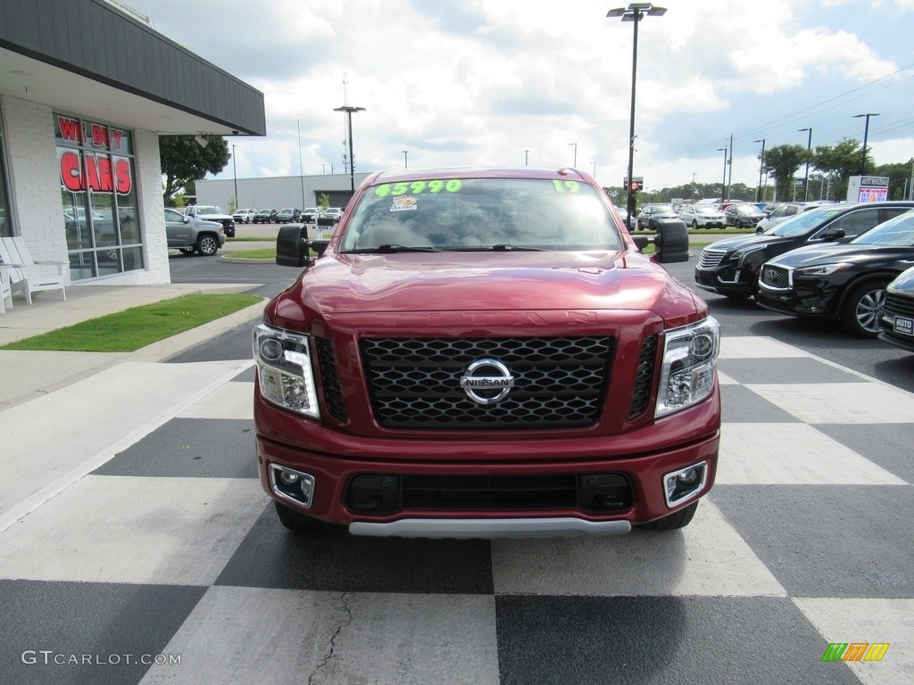 2019 Titan PRO 4X Crew Cab 4x4 - Cayenne Red Metallic / Black photo #2