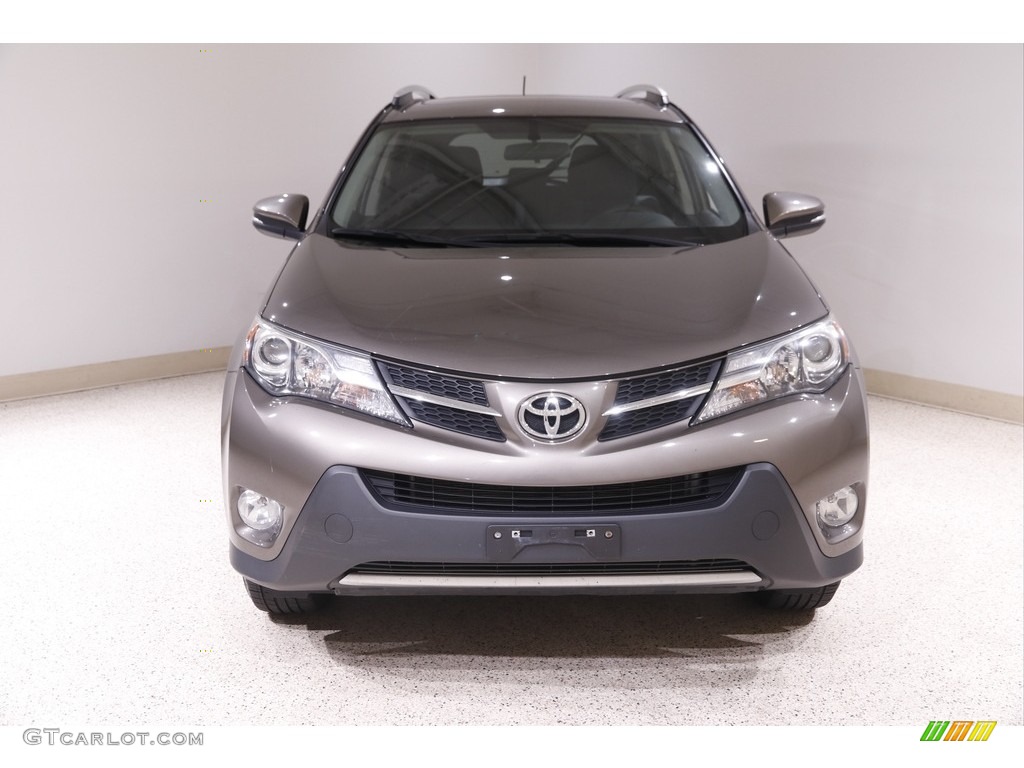 2015 RAV4 XLE - Pyrite Mica / Black photo #2