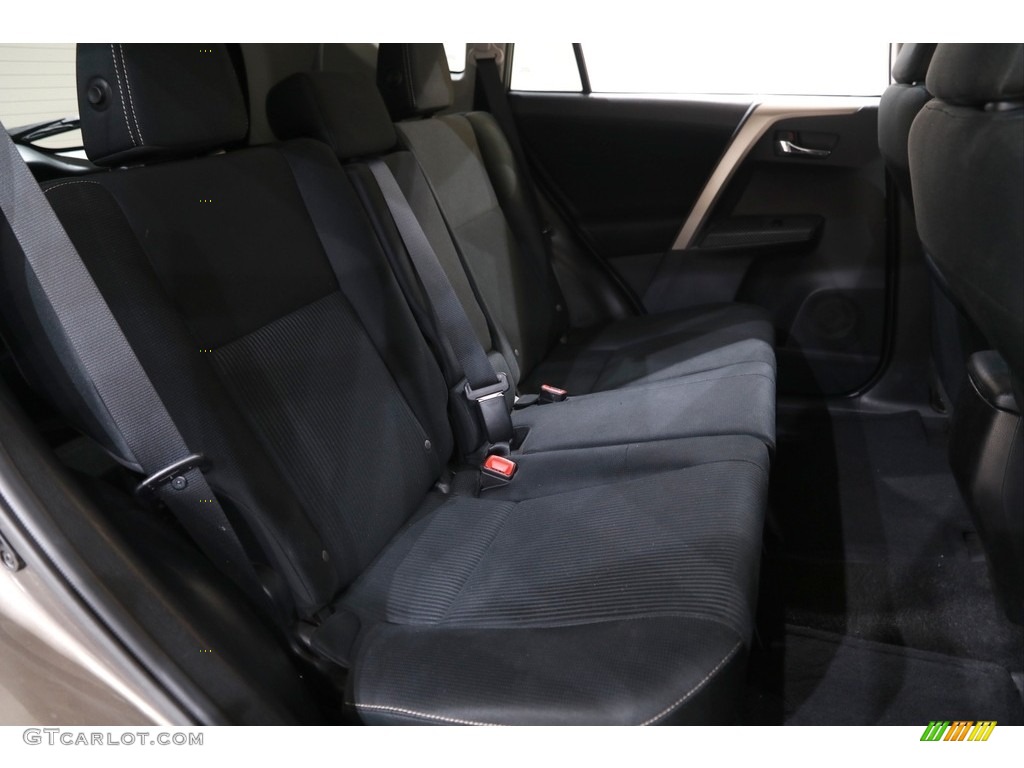 2015 RAV4 XLE - Pyrite Mica / Black photo #15