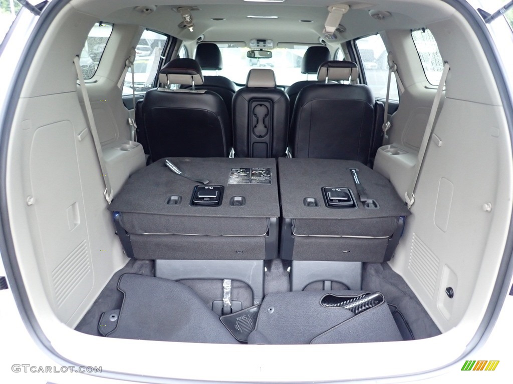 2019 Kia Sedona EX Trunk Photo #142417546
