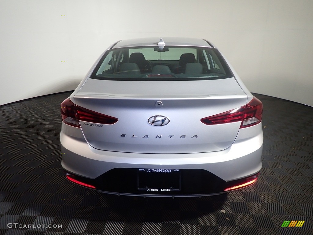 2019 Elantra Value Edition - Symphony Silver / Black photo #15