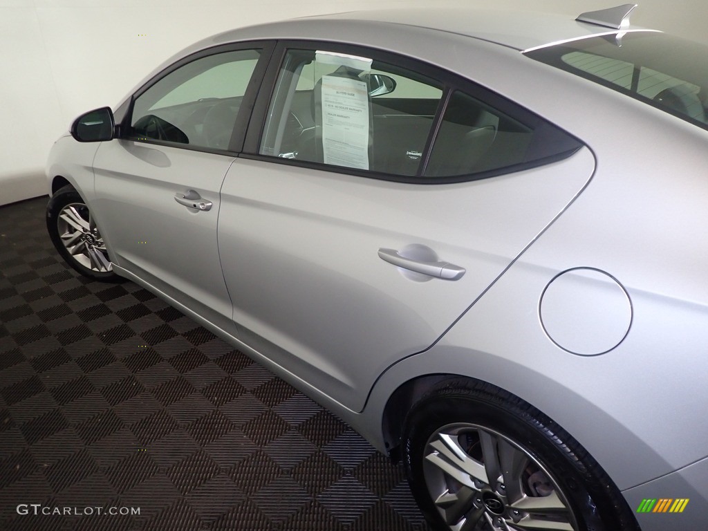 2019 Elantra Value Edition - Symphony Silver / Black photo #20