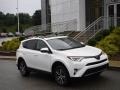 Super White - RAV4 XLE AWD Photo No. 1