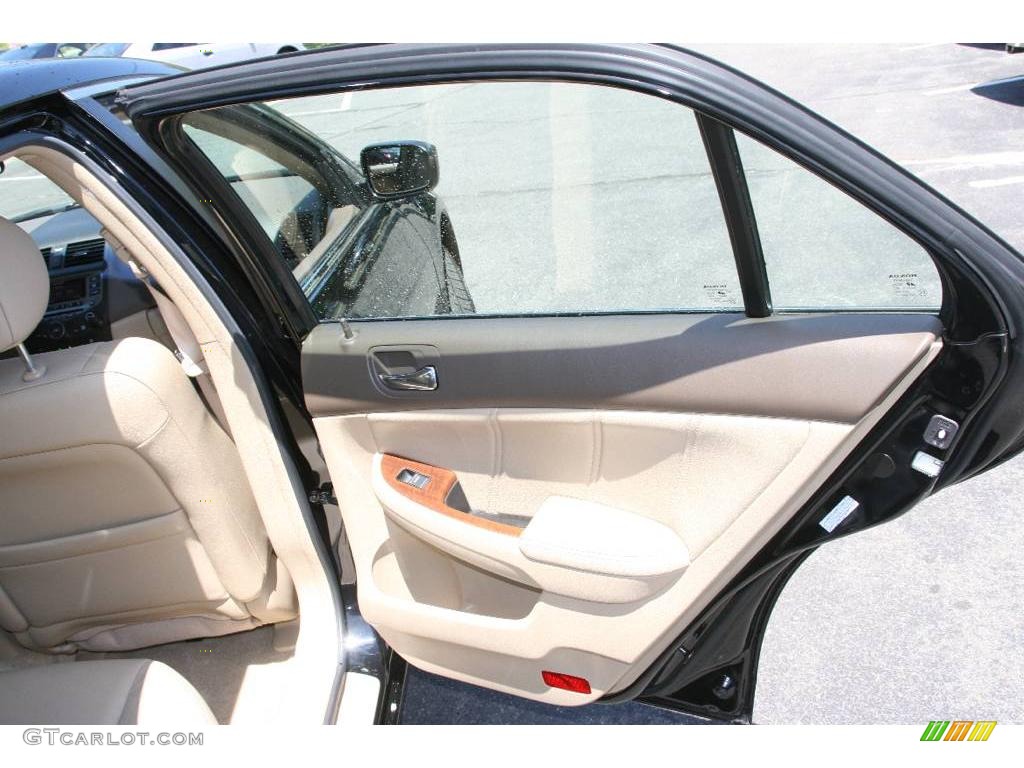 2006 Accord EX-L Sedan - Nighthawk Black Pearl / Ivory photo #15