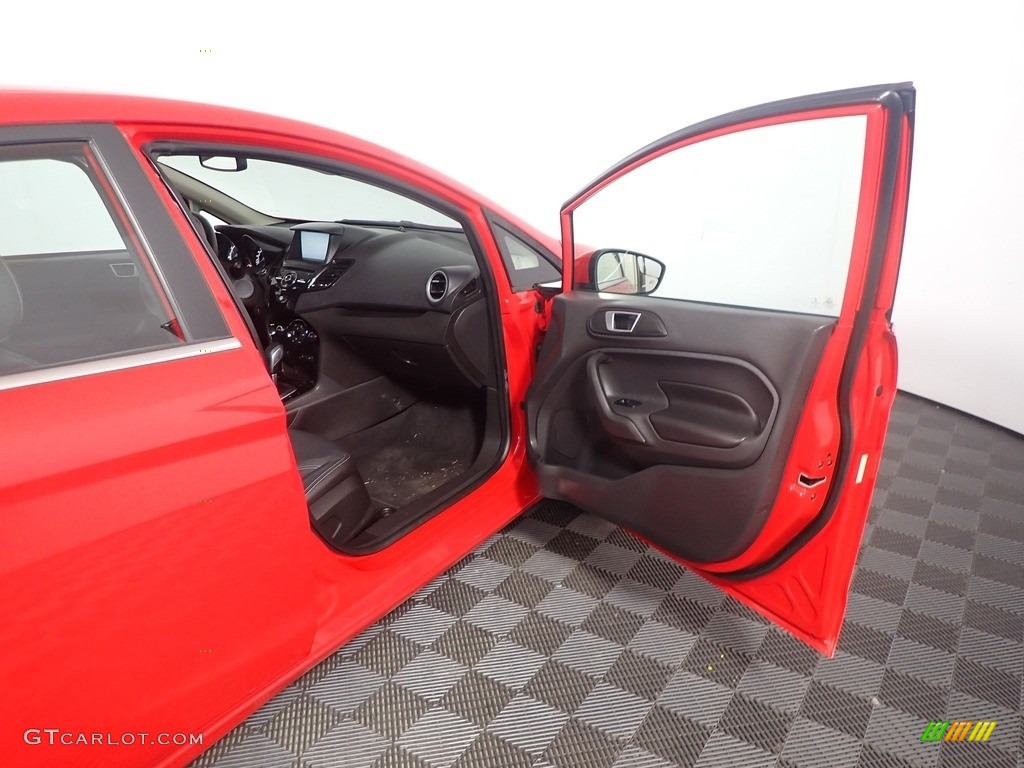 2015 Fiesta Titanium Sedan - Race Red / Charcoal Black photo #38
