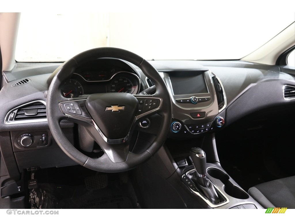 2017 Cruze LT - Cajun Red Tintcoat / Jet Black photo #6