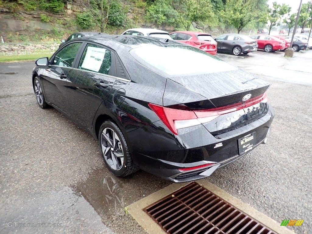 2021 Elantra SEL - Phantom Black / Black photo #7