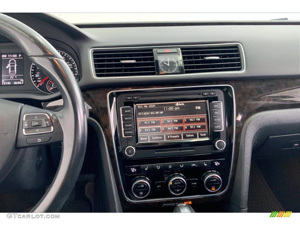 2014 Volkswagen Passat 1.8T SEL Premium Controls Photo #142424505