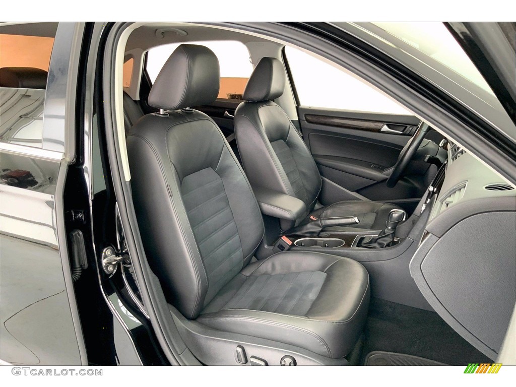 2014 Volkswagen Passat 1.8T SEL Premium Front Seat Photo #142424521