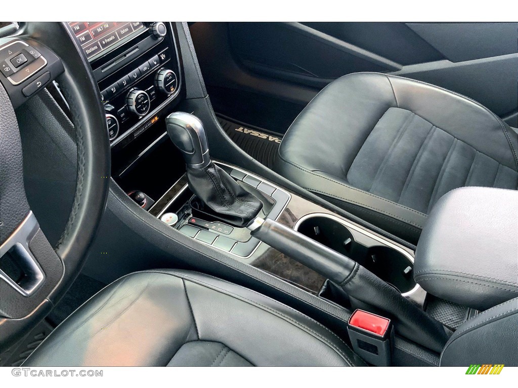 2014 Volkswagen Passat 1.8T SEL Premium Transmission Photos