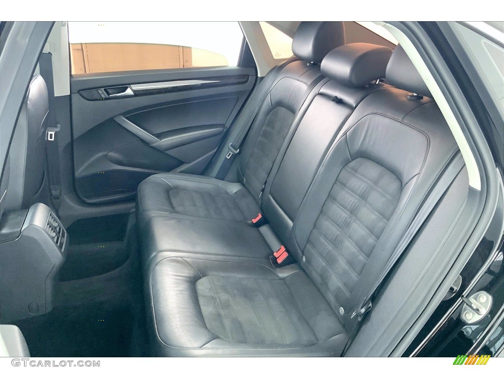 2014 Volkswagen Passat 1.8T SEL Premium Interior Color Photos