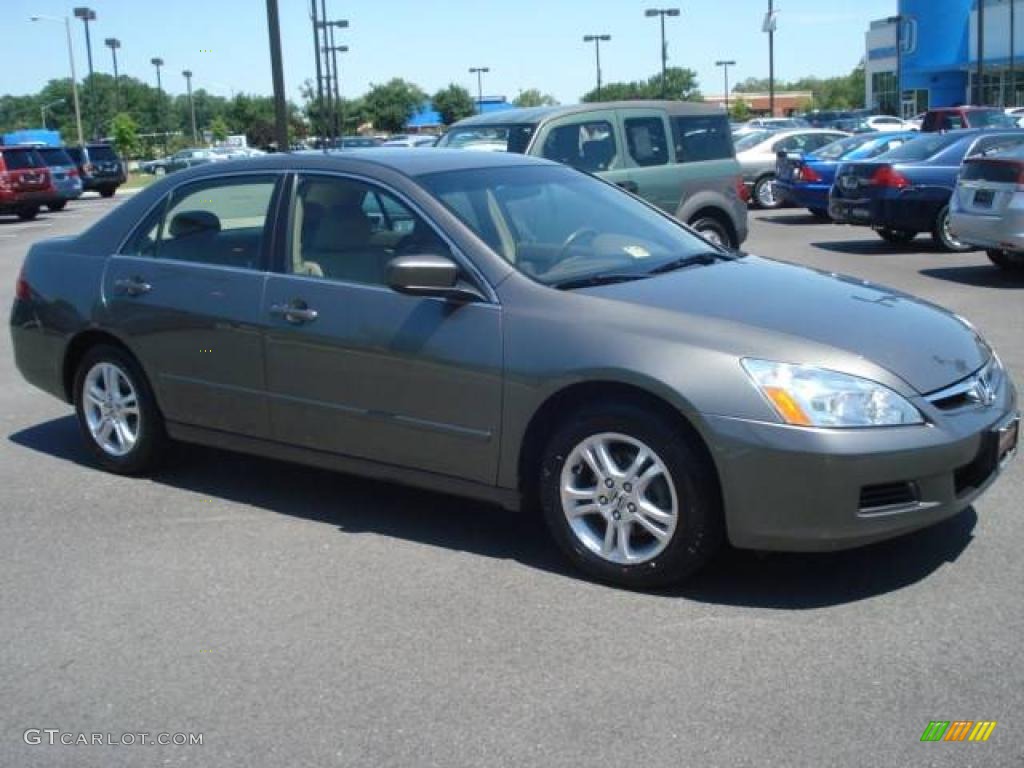 2006 Accord EX-L Sedan - Carbon Bronze Pearl / Ivory photo #7