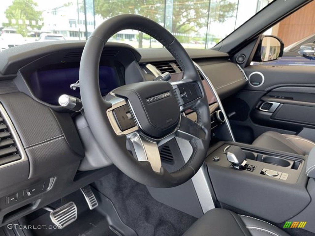 2022 Land Rover Discovery P360 HSE R-Dynamic Dashboard Photos