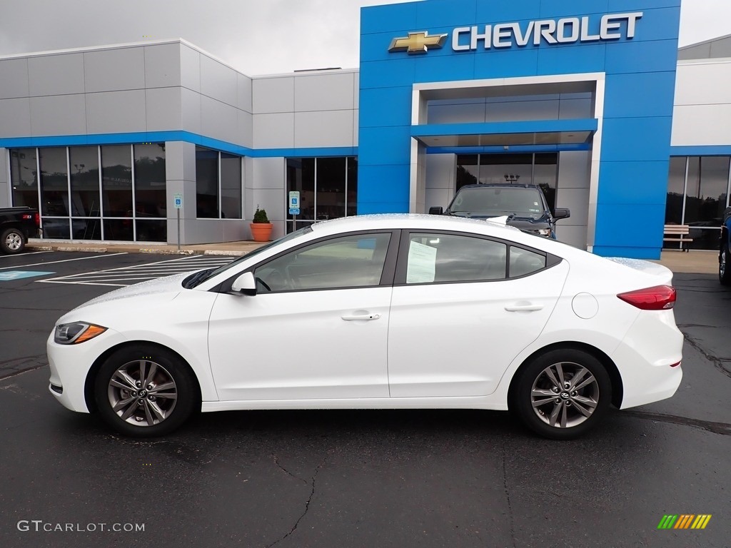 2017 Elantra SE - White / Beige photo #3
