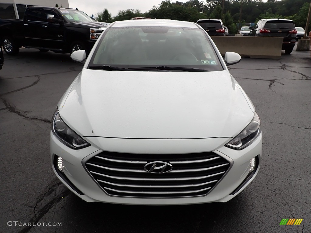 2017 Elantra SE - White / Beige photo #13