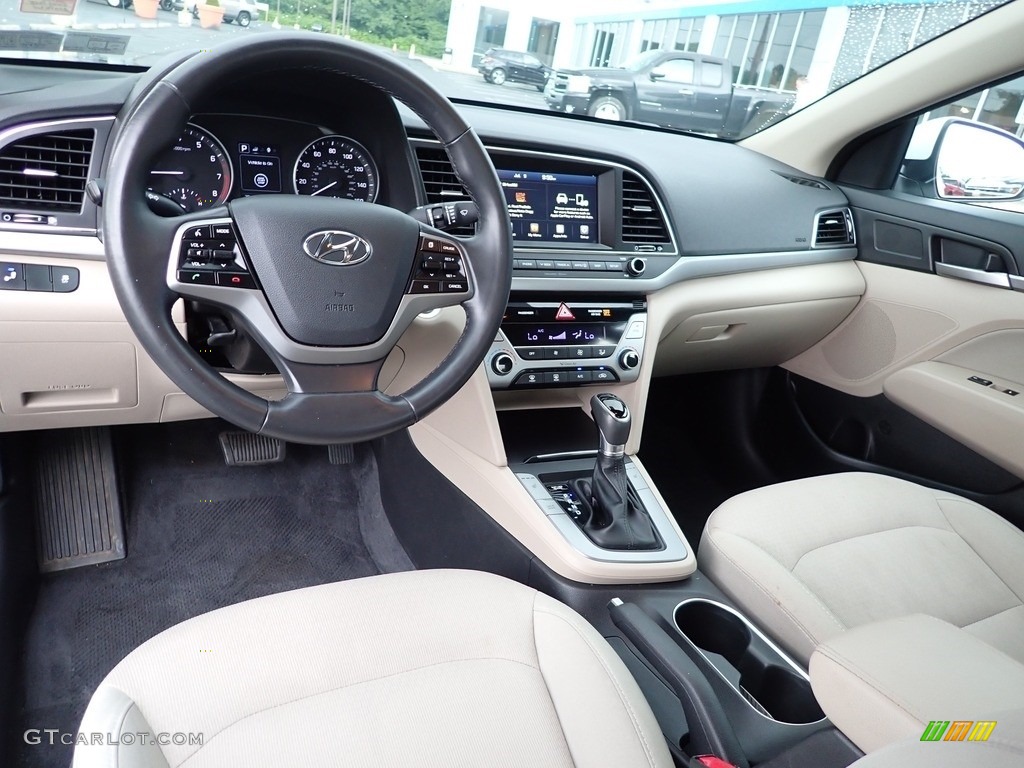2017 Elantra SE - White / Beige photo #22