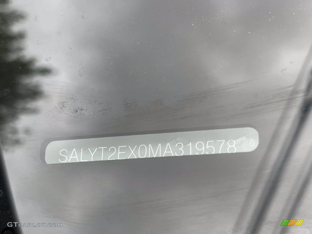 2021 Range Rover Velar R-Dynamic S - Fuji White / Acorn photo #32