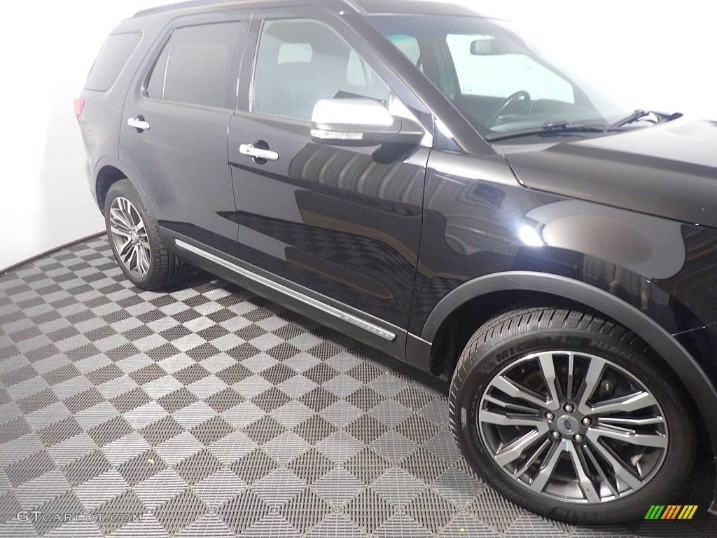 2017 Explorer Platinum 4WD - Shadow Black / Ebony Black photo #6