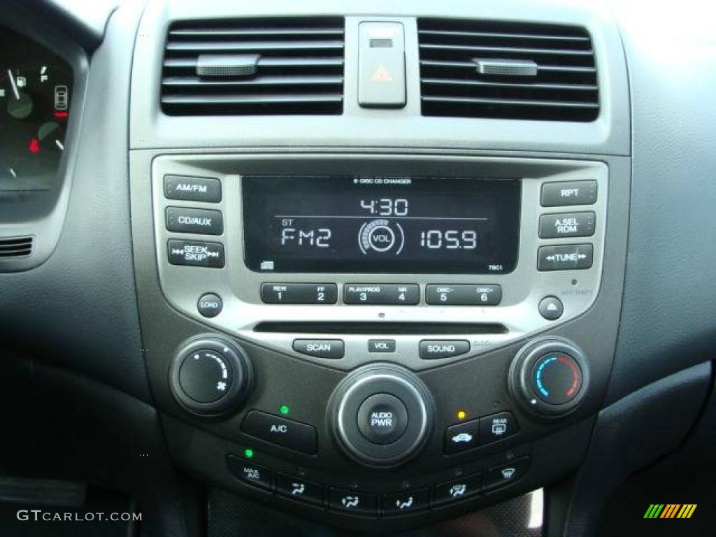 2006 Accord SE Sedan - Alabaster Silver Metallic / Black photo #11