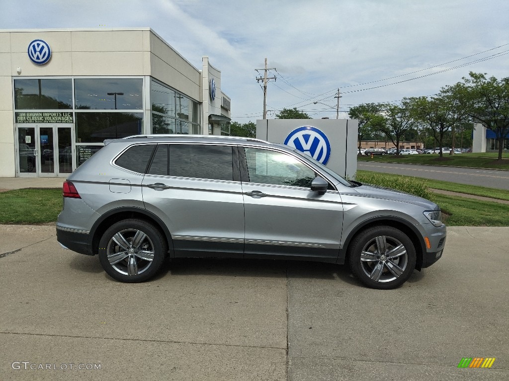 Pyrite Silver Metallic 2021 Volkswagen Tiguan SEL 4Motion Exterior Photo #142435776