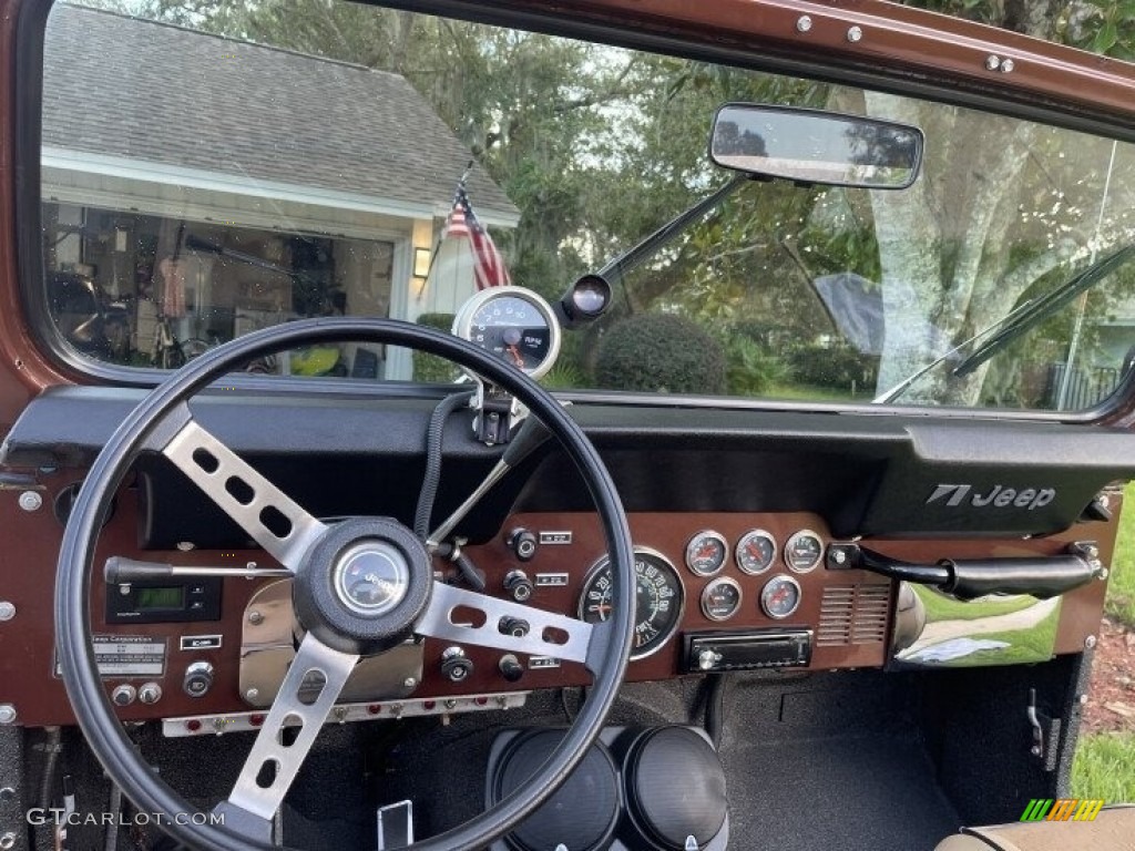 1976 Jeep CJ7 4x4 Tan Dashboard Photo #142436301