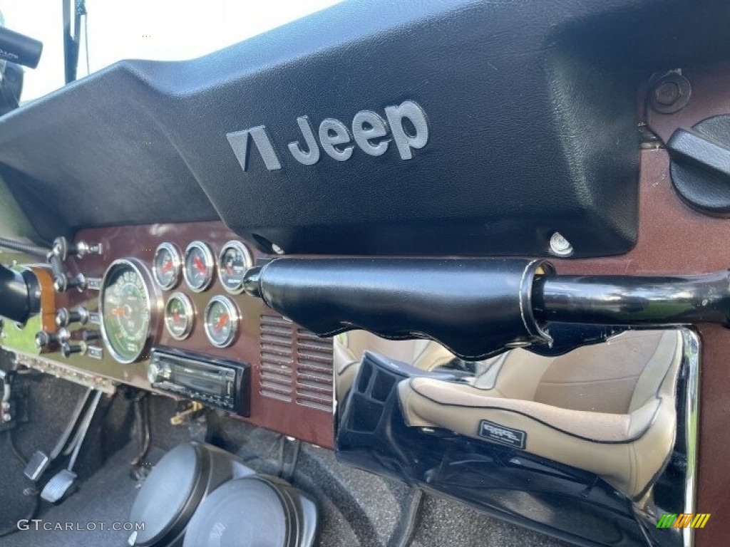 1976 Jeep CJ7 4x4 Tan Dashboard Photo #142436373