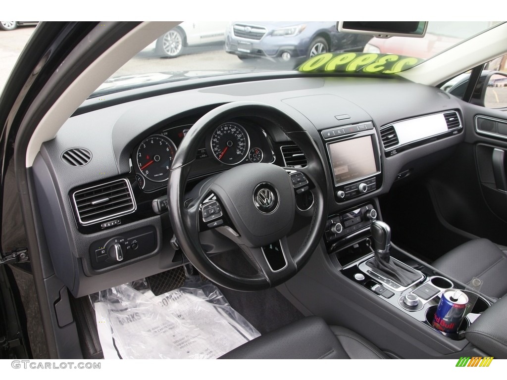 2016 Touareg V6 Sport - Deep Black Pearl / Black Anthracite photo #10