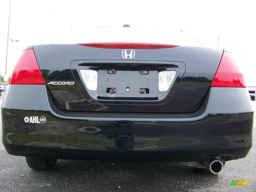 2006 Accord EX-L Sedan - Nighthawk Black Pearl / Ivory photo #6