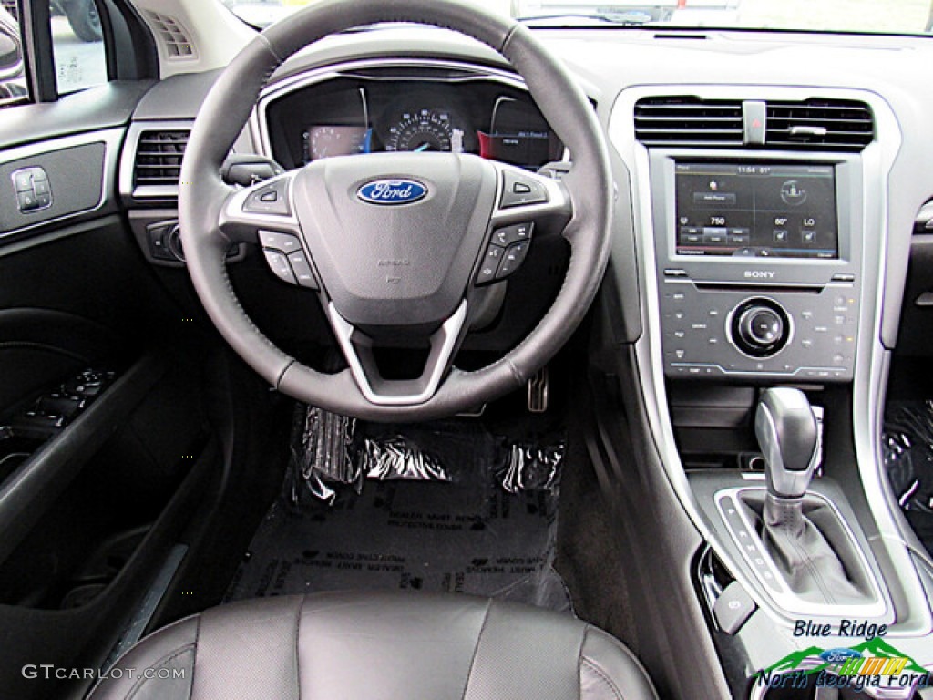 2014 Fusion Titanium - Tuxedo Black / Charcoal Black photo #15