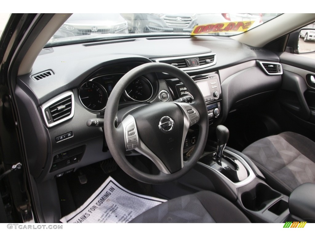 2015 Rogue SV AWD - Super Black / Charcoal photo #10